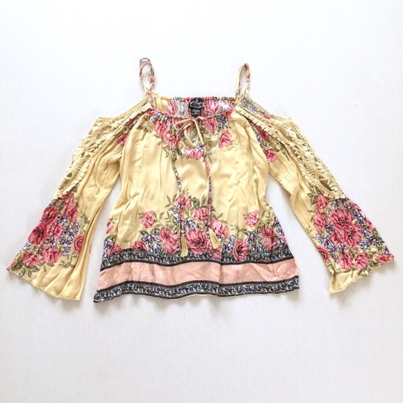 Cold Shoulder Floral Peasant Top